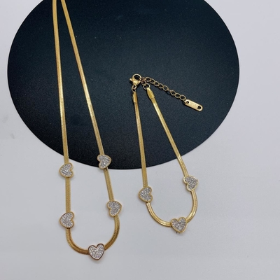 PAVOIの淡水の真珠の中心のネックレスは14K金を女性のためにめっきされて置いた