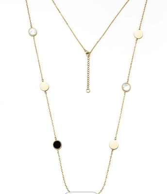 可憐な多数の繊維の長いネックレスのための円形の模倣された貝の真珠の繊維によって層にされるネックレス