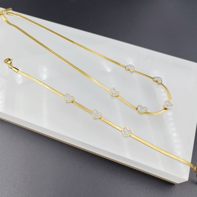 新着品 トレンドイ ハイポーチ 最新品 金色 ステンレス 耳飾り ネックレス ブレスレットセット レディース